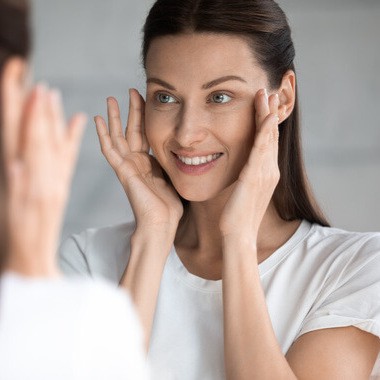 Colagen + vitamina C: cum să le utilizați corect pentru o piele, tendoane și articulații sănătoase