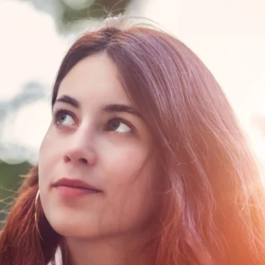 Come la biotina, lo zinco e altri integratori influiscono sulla salute dei capelli