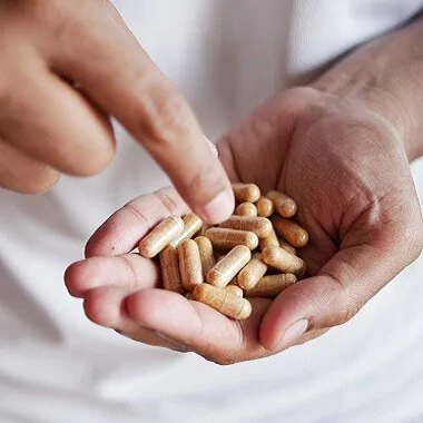 Mythen und Wahrheiten über Nahrungsergänzungsmittel für die Knochen