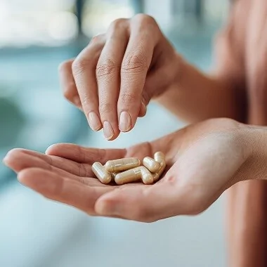 Suplimentele NAD+: Injecții vs. capsule vs. niacină - care sunt mai eficiente?